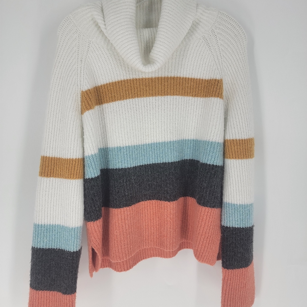 Abound Soft Chunky White Colorblock Turtleneck Large